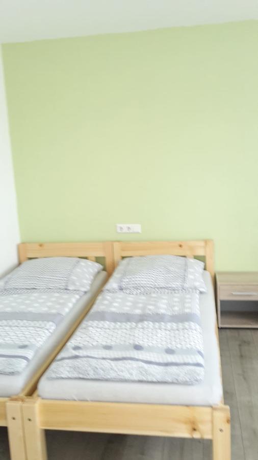Ferienwohnung Hess Gunzburg Bagian luar foto